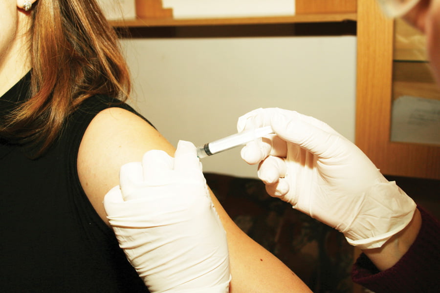 Read more about the article Medicii de familie cer de urgență lansarea unui program pentru vaccinare împotriva difteriei