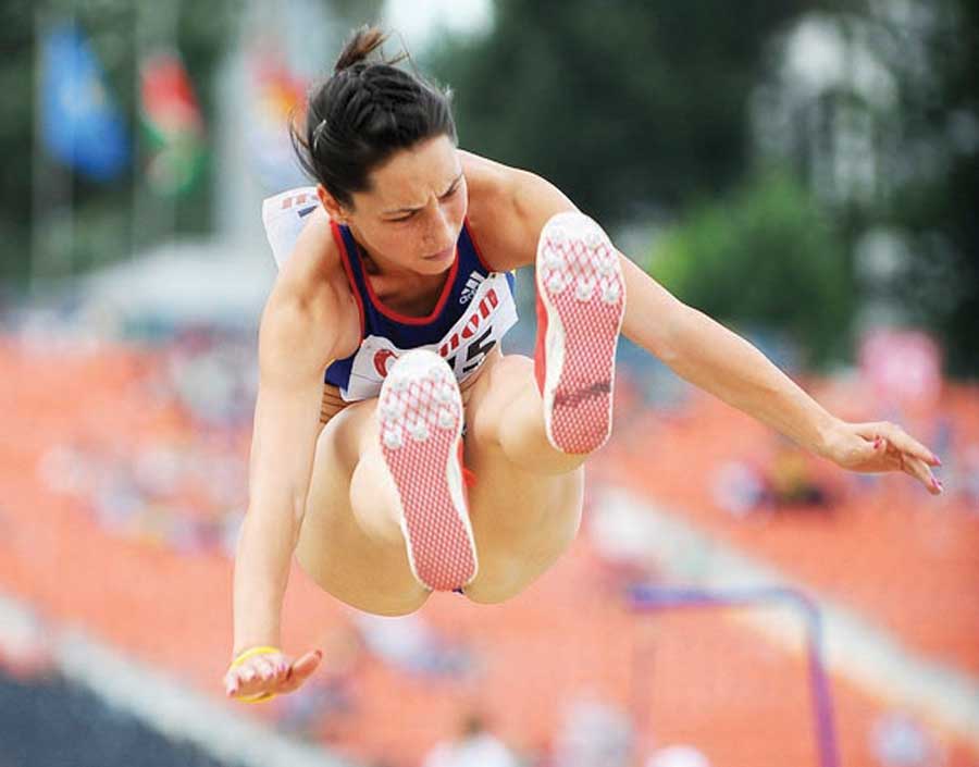 Read more about the article Atletism:  Florentina Marincu-Iuşco, două medalii de aur la Internaţionale
