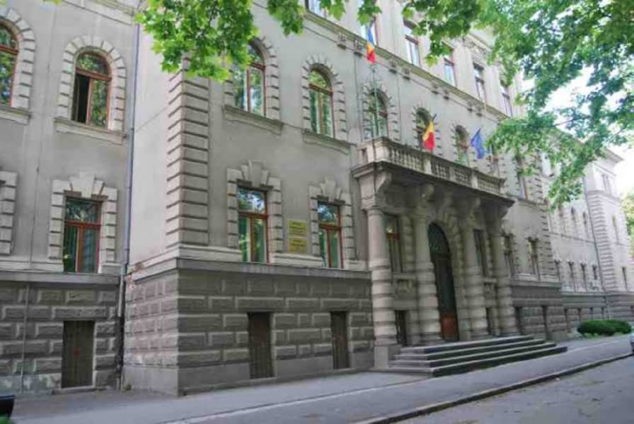 Read more about the article Noi măsuri și reguli la Tribunalul Hunedoara