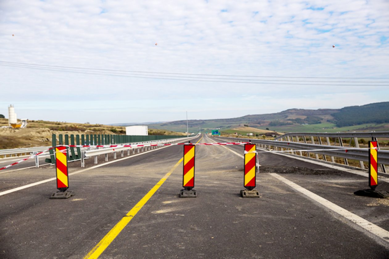Read more about the article Atenţie, şoferi! Trafic restricţionat pe A1 SIBIU-DEVA pentru efectuarea de lucrări