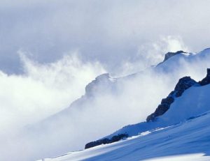 Read more about the article Atenţionare meteo! Cod galben de vânt, până sâmbătă, la ora 2.00