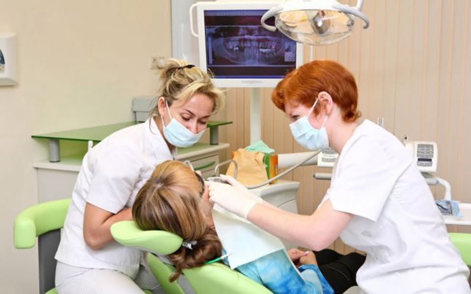 Read more about the article Nu mai sunt cabinete stomatologice pentru elevi