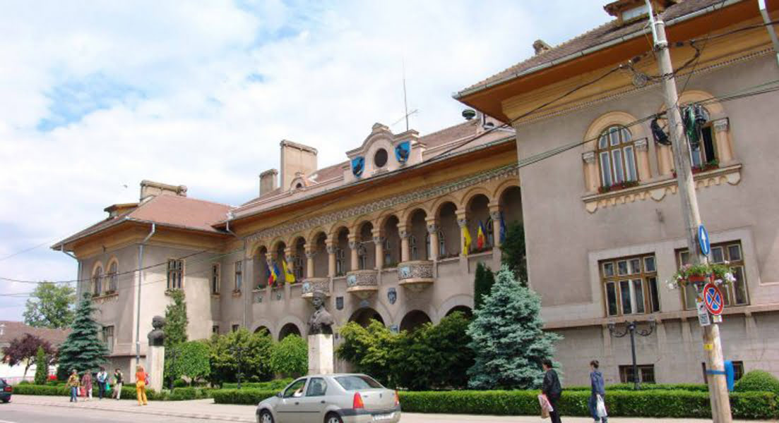 Read more about the article Consiliul local al municipiului Hunedoara, convocat în şedinţă ordinară VINERI, 29 ianuarie