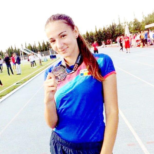 Read more about the article Atletism: Denisa Bota, evidențiată de către Federația Română de Atletism