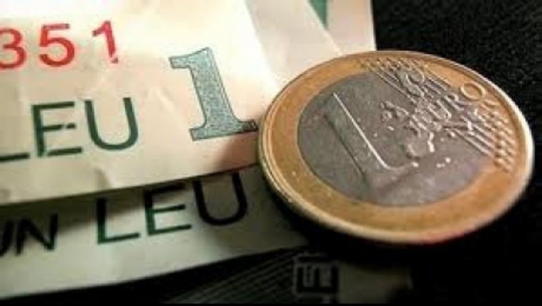 Read more about the article Euro începe săptămâna pe creştere