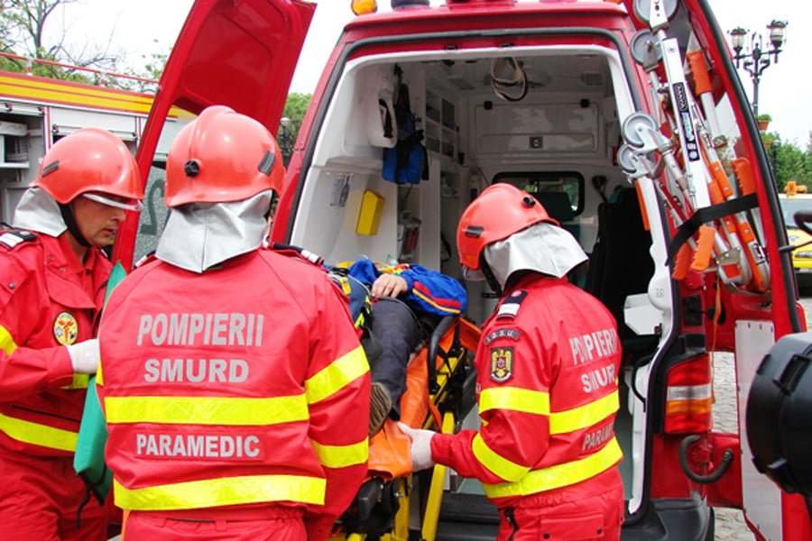 Read more about the article Salariile paramedicilor SMURD sunt în pericol