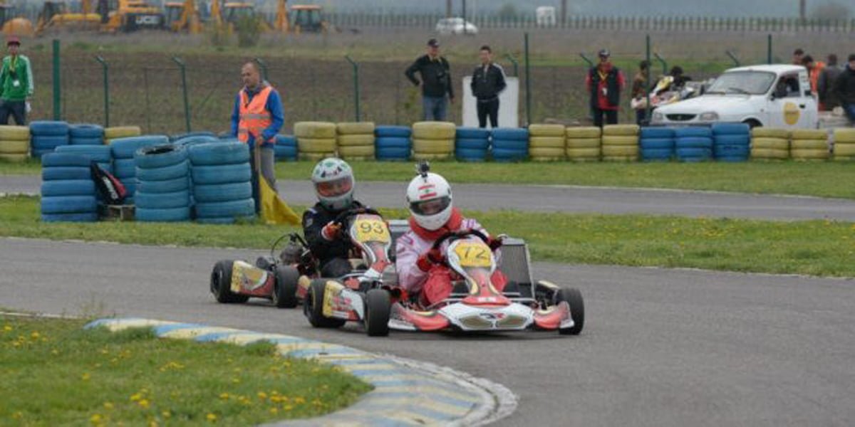 Read more about the article “Cupa 8 Martie Hunedoara” – concurs de automobilism şi karting