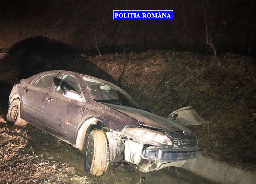 Read more about the article S-a urcat băut la volan şi a ajuns cu maşina în şanţ