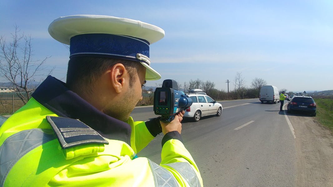 Read more about the article Poliţiştii rutieri hunedoreni vor intensifica activităţile de control în trafic