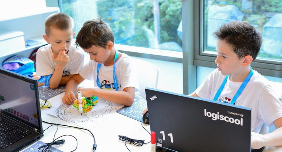 Read more about the article LOGISCOOL – Școala Internațională de Programare și Robotică lansează cursurile de toamnă și în Sibiu