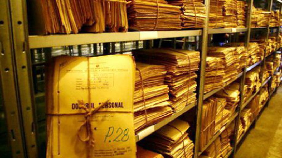 Read more about the article CNSAS: Peste 600 de dosare din fondul penal al arhivei fostei Securități, preluate de la SRI