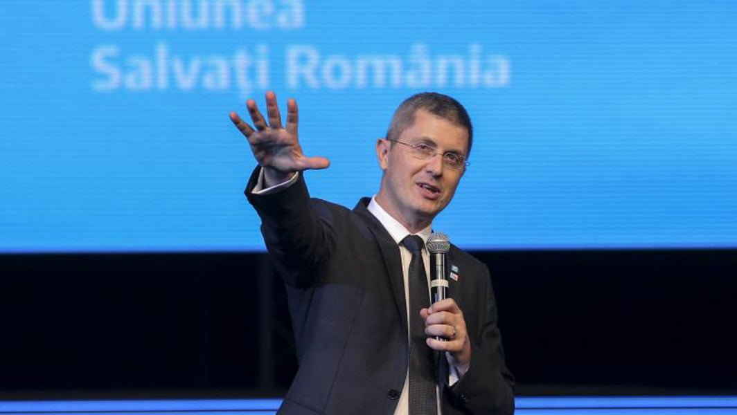 Read more about the article Dan Barna, candidatul USR la prezidenţiale, vine la Deva şi Hunedoara