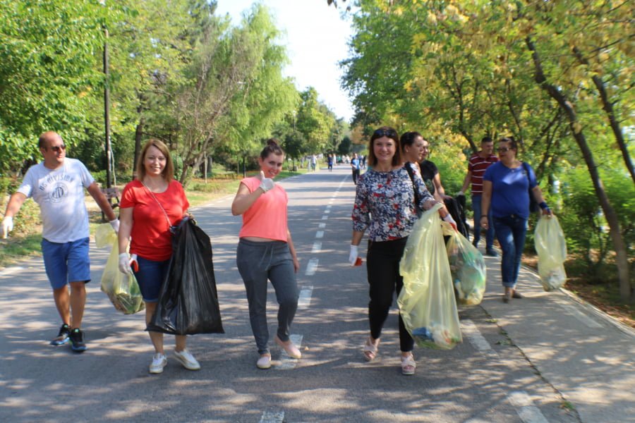 Read more about the article „Ziua Națională de Curățenie 2019”, la Hunedoara