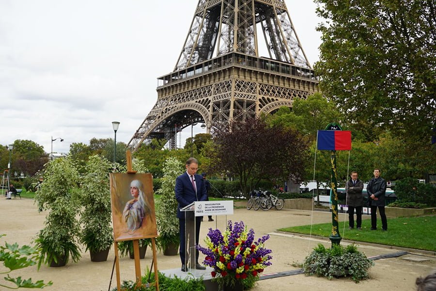 Read more about the article A fost inaugurată Promenada “Regina Maria a României”, în apropierea Turnului Eiffel