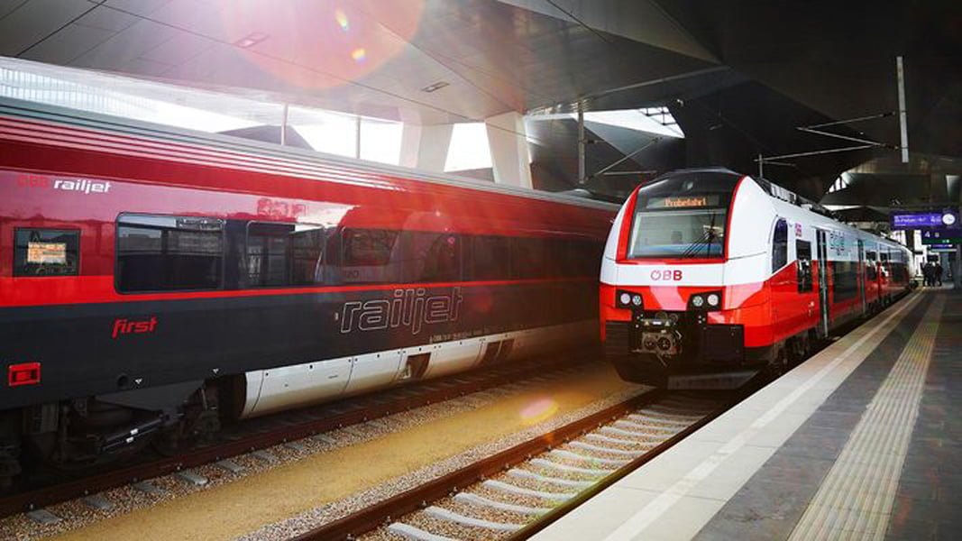 Read more about the article Austriecii introduc al doilea tren expres din Transilvania spre Viena.