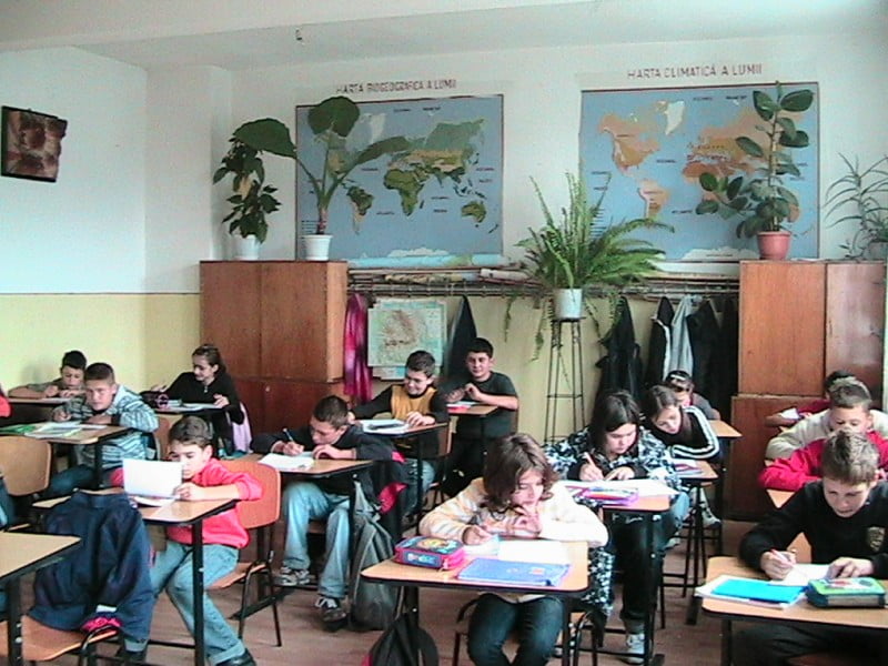 Read more about the article Crişcior: Educaţia pentru viitor începe în şcolile moderne