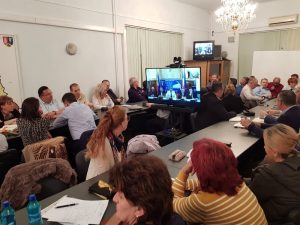 Read more about the article Autorităţile hunedorene iau măsuri pentru prevenirea posibilelor îmbolnăviri cu coronavirus