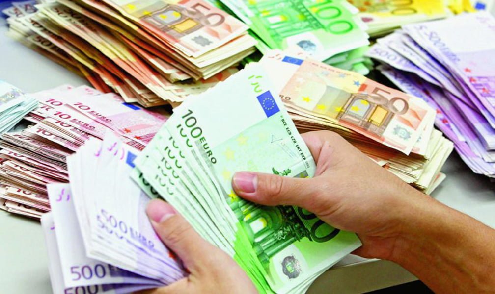 Read more about the article Sprijin financiar de până la 250.000 euro pentru firmele mici și mijlocii, care vor să facă investiții