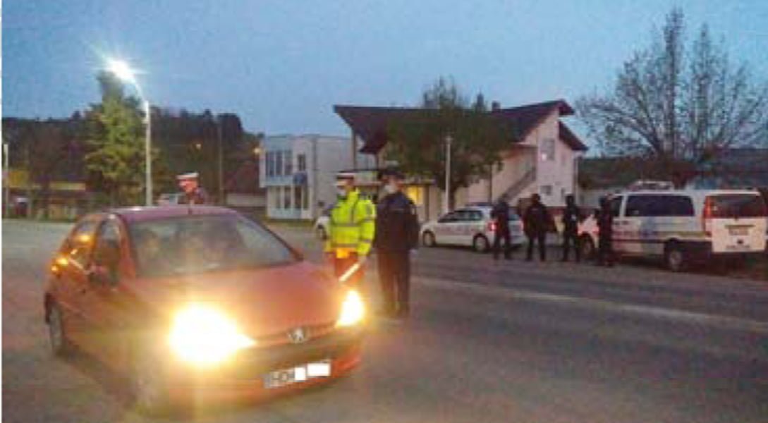 Read more about the article Şoferi inconştienţi au pus în pericol siguranţa rutieră