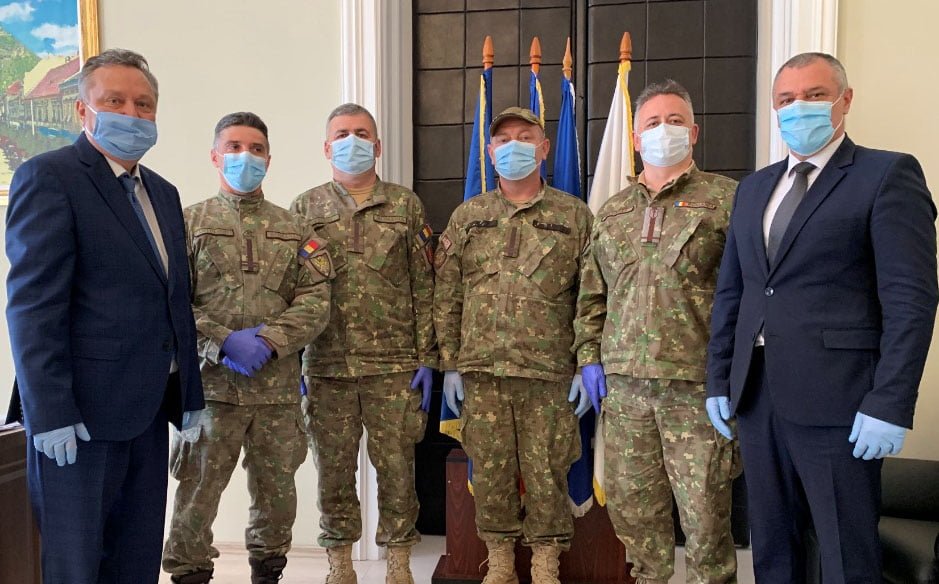 Read more about the article Diplome de excelență pentru echipa militară de la Spitalul Județean de Urgență Deva