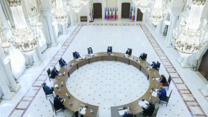 Read more about the article Klaus Iohannis: Nu voi prelungi starea de urgență. Din 15 mai se vor deschide saloanele de coafură, cabintele stomatologice și muzeele
