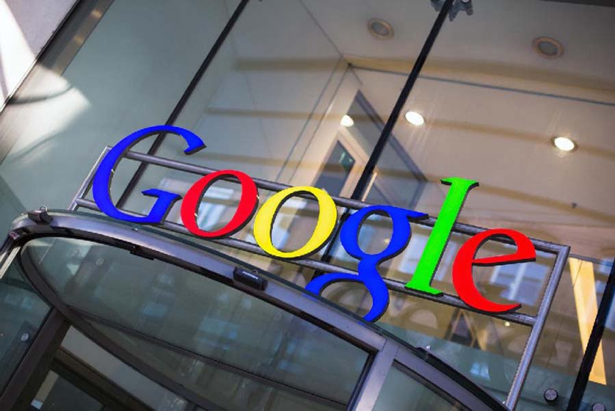 Read more about the article Google își lasă angajații să lucreze de acasă, până în iulie 2021