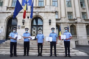 Read more about the article ,,Emblema de Onoare a Ministerului Afacerilor Interne”, pentru un jandarm hunedorean