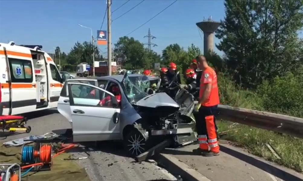Read more about the article Accident rutier grav, în care un om şi-a pierdut viaţa iar un altul a fost grav rănit, la intrarea în Hunedoara