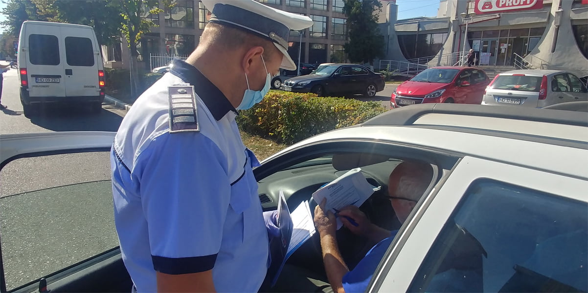 Read more about the article Zi albă pe drumurile din judeţ în cadrul „ROADPOL SAFETY DAYS”