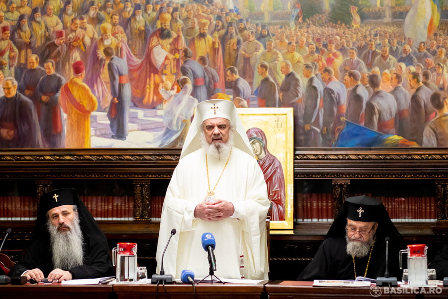 Read more about the article Ce hotărâri au fost luate de Sfântul Sinod al Bisericii Ortodoxe Române