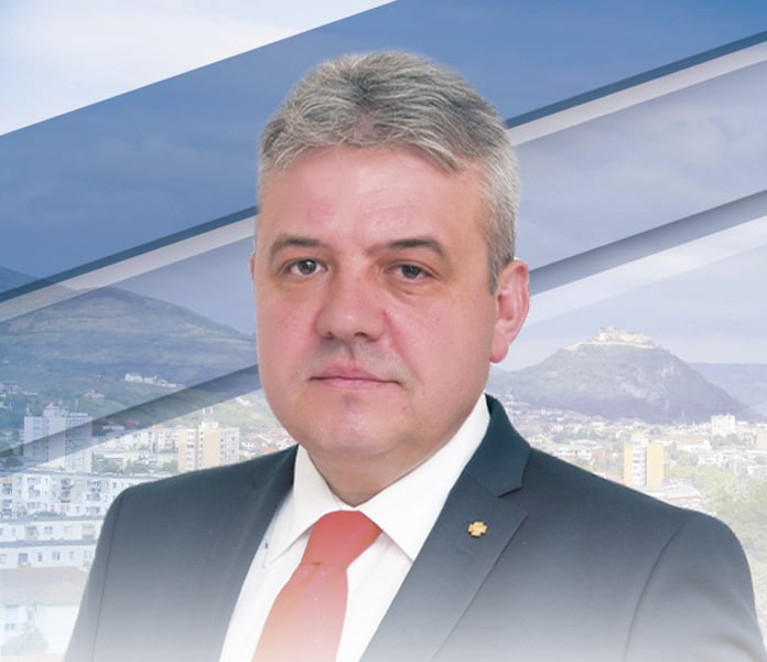 Read more about the article Ovidiu Moș, candidat PSD la Primăria Deva: Să avem curajul schimbării!