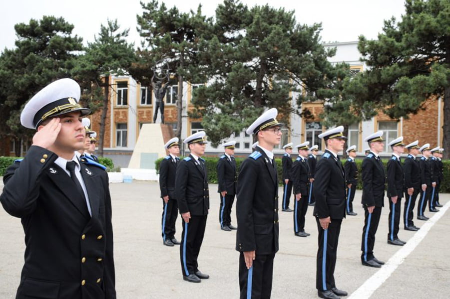 Read more about the article Cursurile școlilor militare se mută online