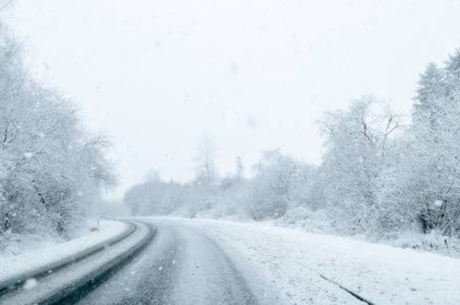 Read more about the article Informare meteo de ninsoare, de sâmbătă dimineaţa până duminică după-amiaza