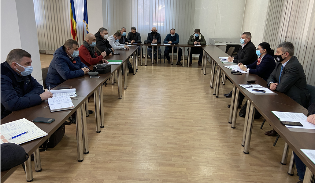 Read more about the article Reprezentanţii CEH s-au întâlnit, vineri, cu prefectul judeţului