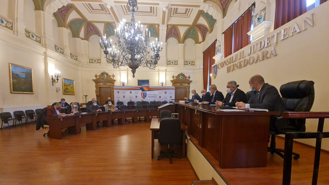 Read more about the article Miercuri, şedinţă ordinară la Consiliul Judeţean Hunedoara