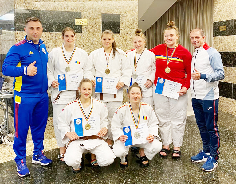 Read more about the article Judo: SCM Deva, vicecampioană națională la echipe
