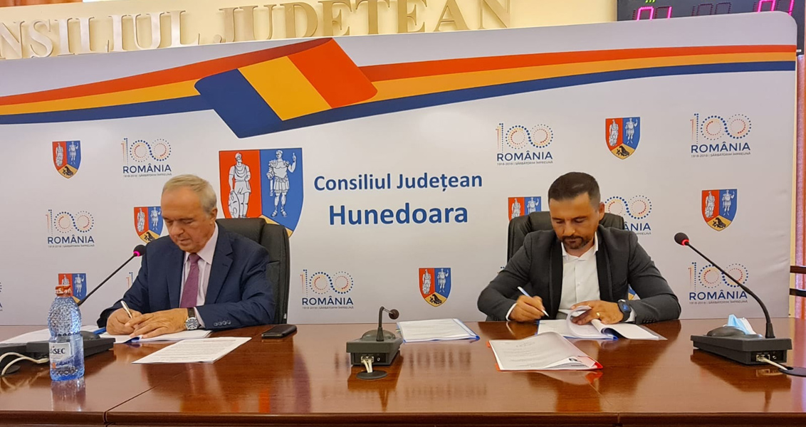 Read more about the article S-a semnat contractul pentru lotul II al proiectului ,,Modernizare Culoar Trafic Mureş Nord: DN 7 (Gelmar) – Geoagiu Băi – Bobâlna – Rapoltu Mare – Uroi – Chimindia – Hărău – Bârsău – Şoimuş – Brănişca – DN 7 (Ilia)”