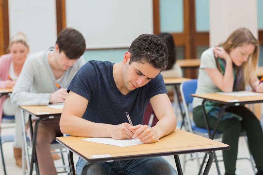Read more about the article Miercuri are loc proba scrisă a examenului de titularizare în învăţământ