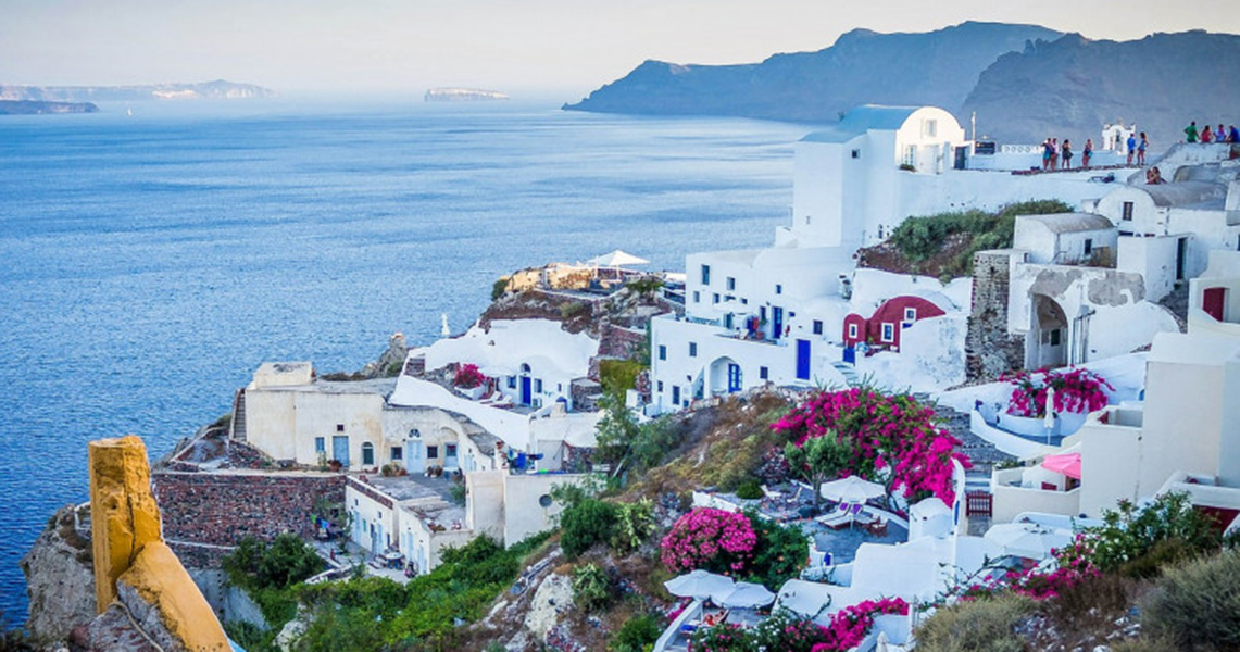 Read more about the article MAE, atenţionare de călătorie pentru turiştii care merg în vacanță în Grecia