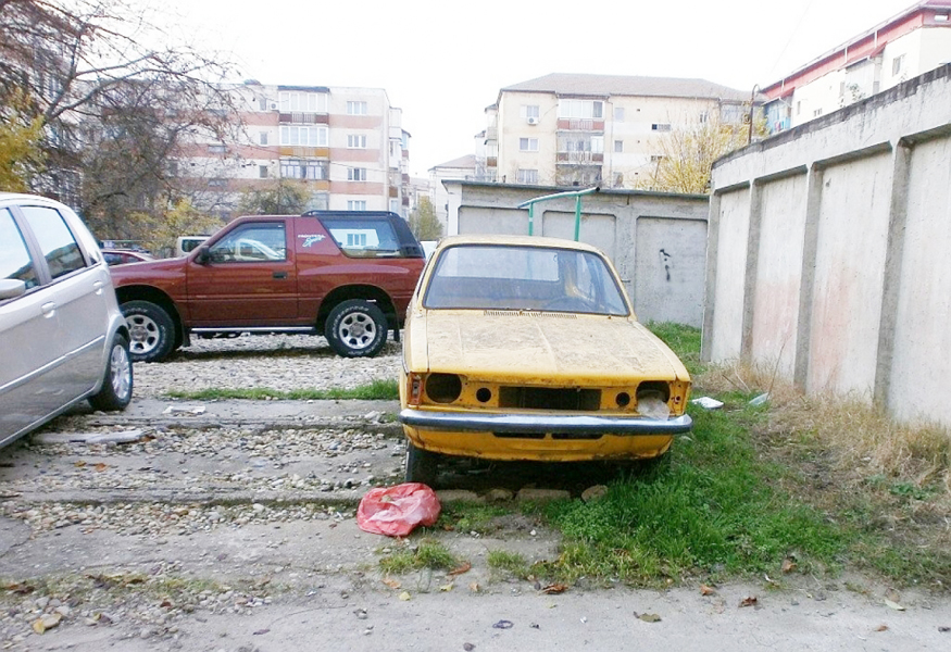 Read more about the article Petroşani: Maşinile abandonate vor fi ridicate de pe domeniul public