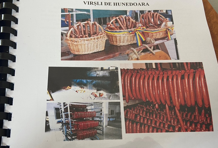 Read more about the article Întâlnire de lucru pe tema certificării europene a produsului „Virșli de Hunedoara”