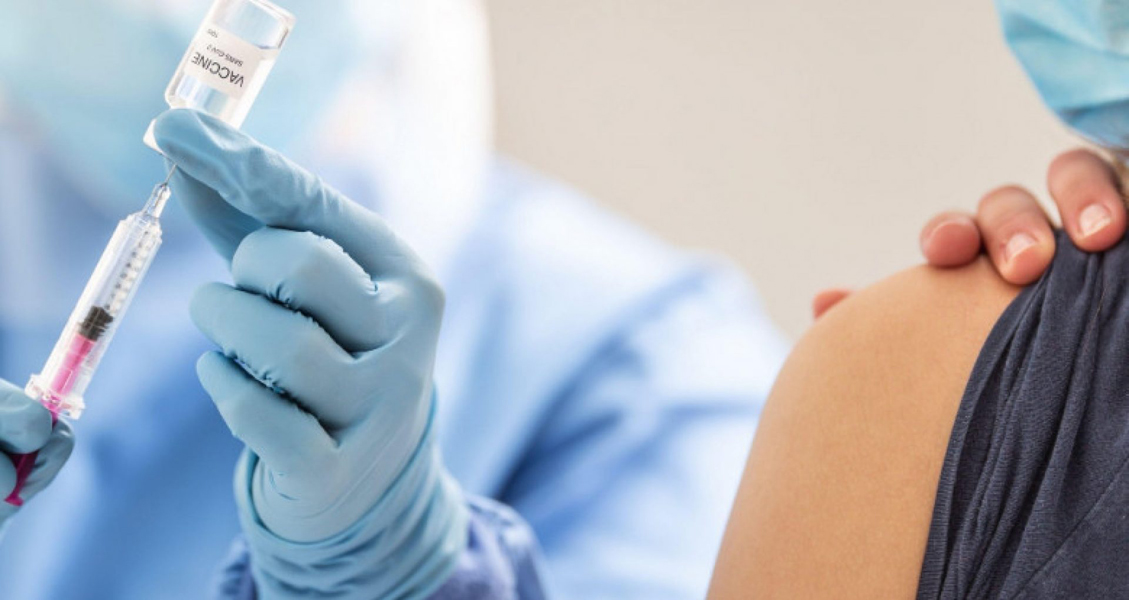 Read more about the article Femeile cu vârsta între 19 şi 45 de ani vor putea procura vaccinul HPV cu reducere de 50%