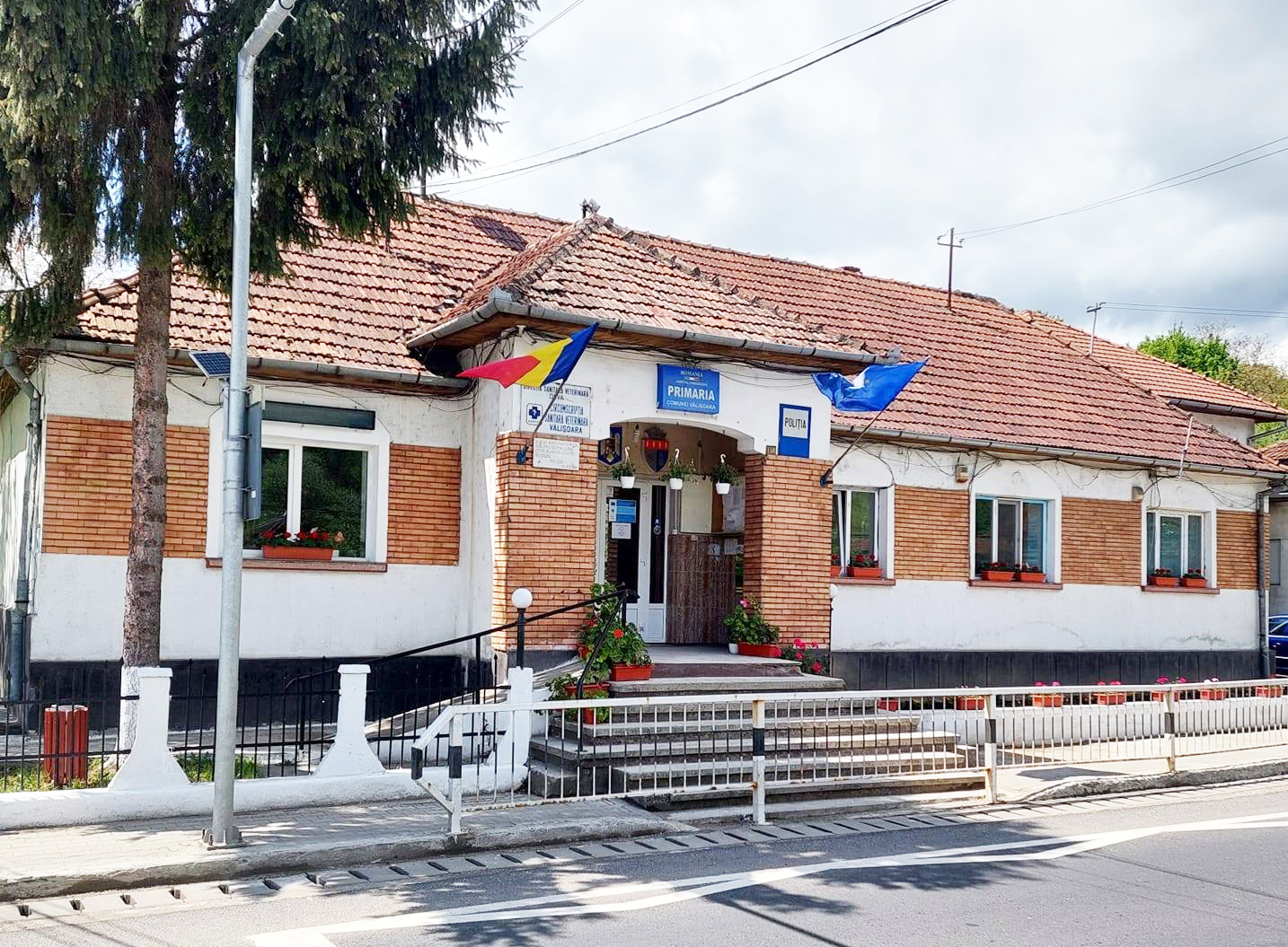Read more about the article Vălişoara: Opt drumuri comunale şi străzi propuse pentru modernizare