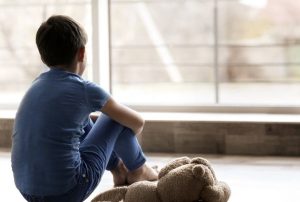 Read more about the article Numărul copiilor cu părinți plecați la muncă în străinătate – în scădere față de anul trecut