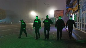 Read more about the article Poliţiştii hunedoreni asigură trecerea în Noul An, în siguranţă!