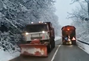 Read more about the article Aproape 100 de autoutilaje au acționat pe drumurile naționale și autostrada A1 în această dimineață