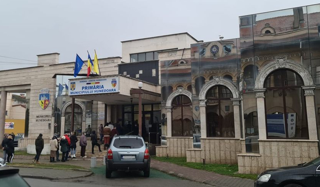 Read more about the article De astăzi, 6 ianuarie, s-au redeschis ghișeele pentru încasarea taxelor și impozitelor în municipiul Hunedoara