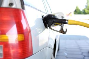 Read more about the article Primele amenzi după cozile kilometrice de la benzinării