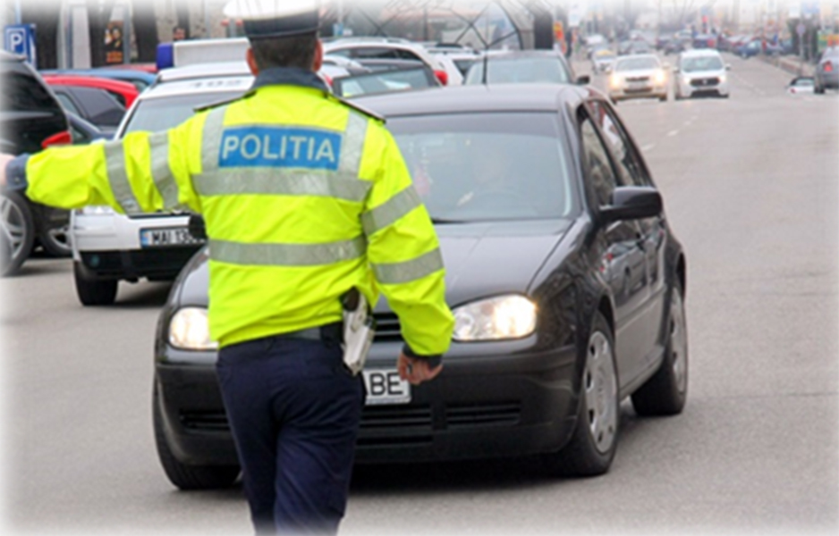 Read more about the article Tânăr de 19 ani, prins de poliţişti când rula în localitatea Păclişa cu 143 km/h