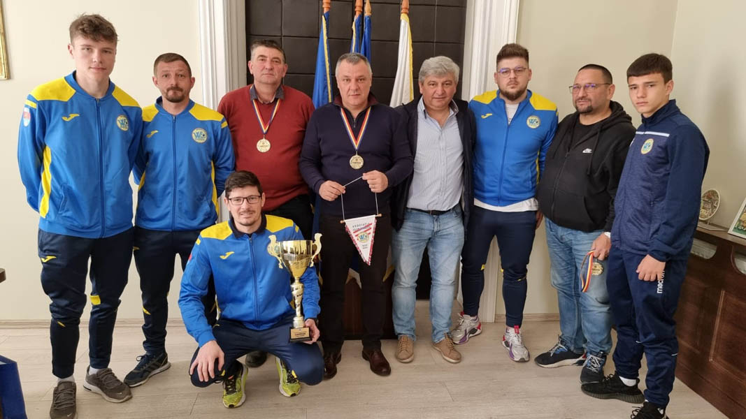 Read more about the article Întâlnire cu  ACS West Deva, câștigătoarea titlului de campioană a Ligii a II–a de Futsal a României